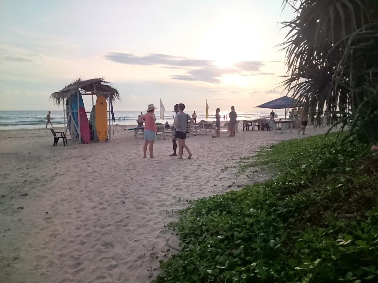 ホテル Sun And Surf Rest アハンガマ エクステリア 写真